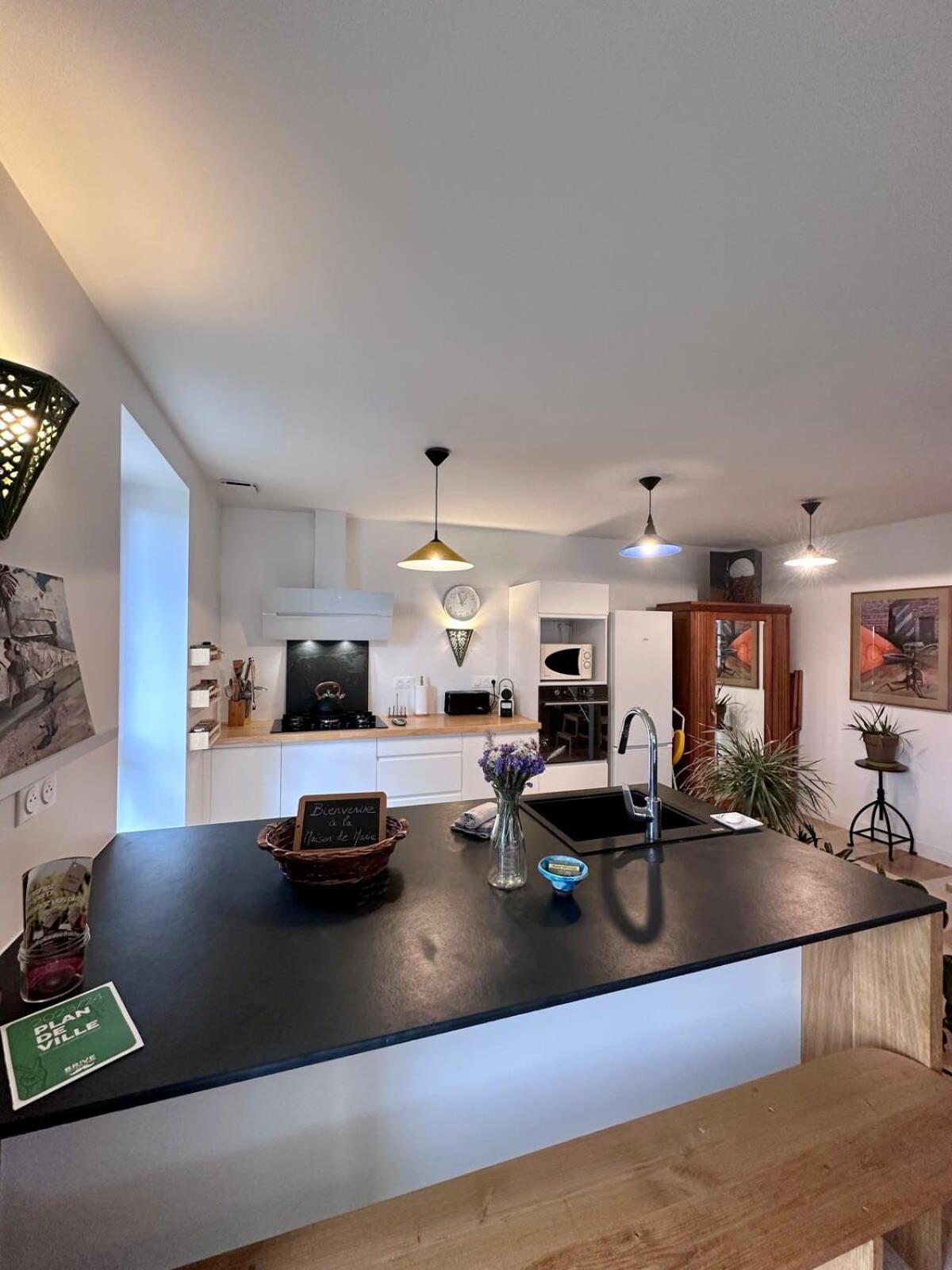 Maison De Marie - T2 Climterrasse - Meyssac Bourg Esterno foto